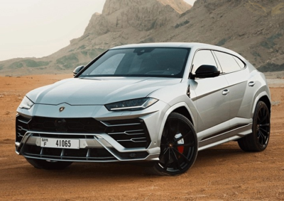 Rent Lamborghini Urus in Dubai