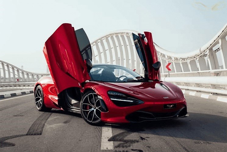 Rent McLaren 720s Spider In Dubai