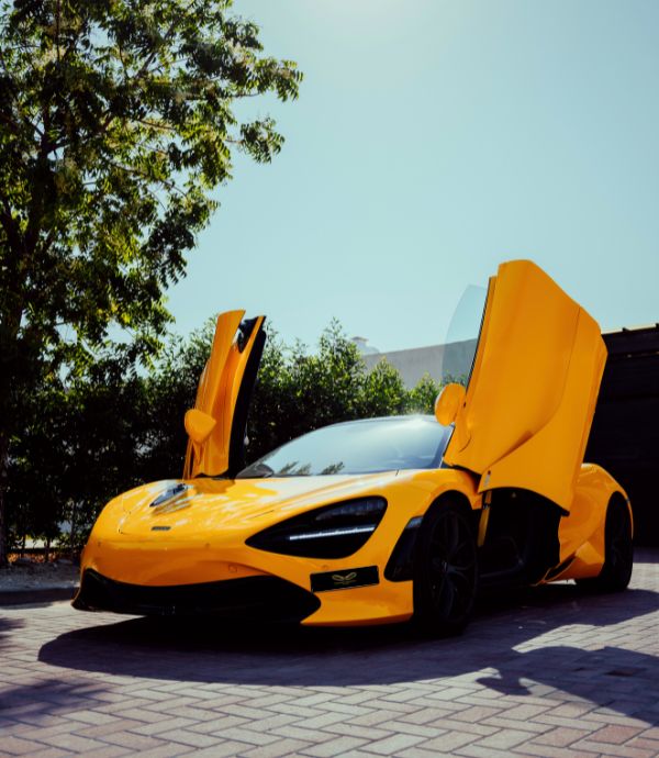 Luxury cars for rent in Dubai