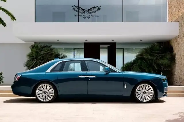 Rent Rolls Royce Ghost in Dubai